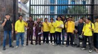 Mahasiswa Geruduk Kejatisu, Desak Kasus Korupsi Rp1,9 M Labusel Diambil Alih